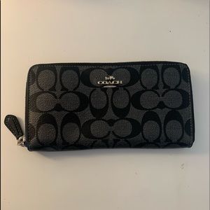 Coach Wallet Black